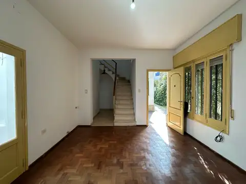 Depto Tipo Casa en Venta de 5 ambientes