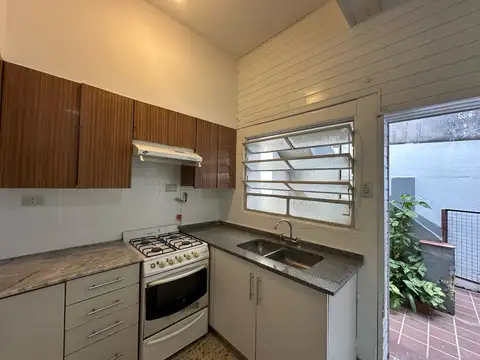 Depto Tipo Casa en Venta 49 años