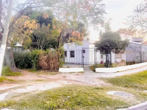 LOTES EN VENTA EN GUERNICA FRENTE A ESTACIÓN