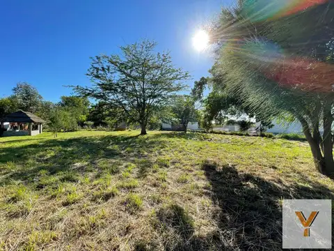 Terreno en venta - 694Mts2 - Los Naranjos, Magdalenas
