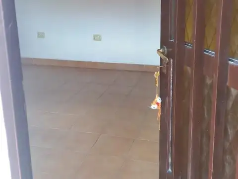 Departamento en Alquiler en San Andres, $ 600.000