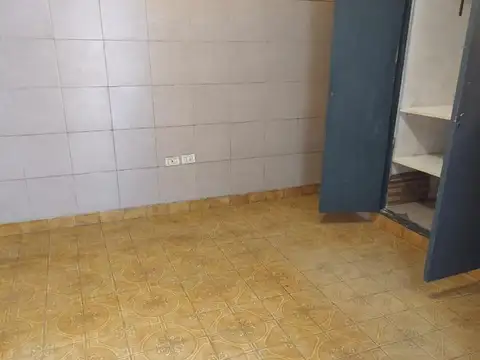 Depto Tipo Casa en Alquiler de Monoambiente