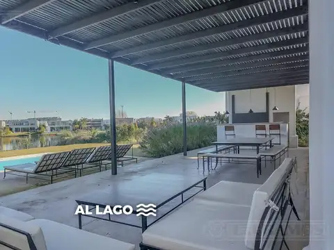 Casa a la laguna con 4 dormitorios en suite en Barbarita