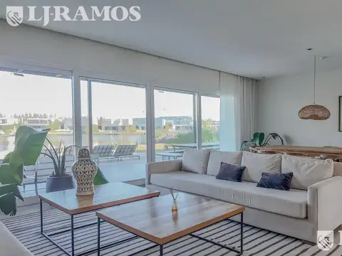 Casa en Venta en Barbarita, USD 1.450.000