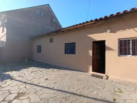 Av. Grral. Pacheco  al 2200