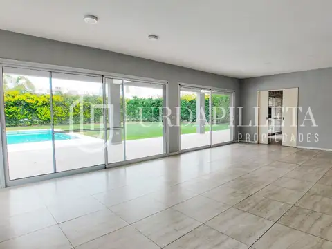 Casa en Venta de 5 dormitorios