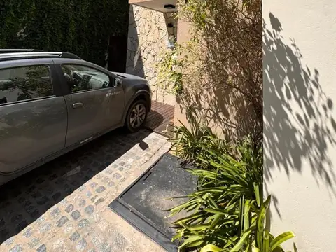 Casa en Alquiler en City Bell, $ 1.800.000