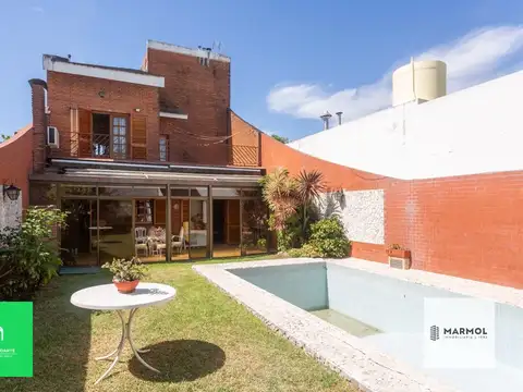 Casa 4 ambientes con 3 baños