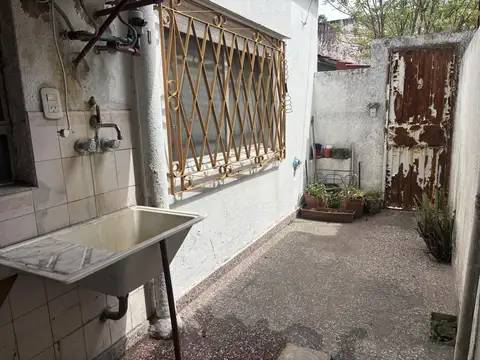 Depto Tipo Casa en Venta de 2 ambientes