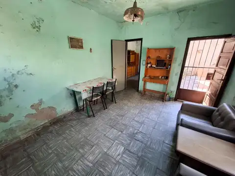 Casa 3 ambientes con 1 baño