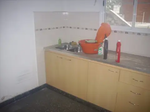 DEPARTAMENTO TIPO CASA EN VENTA- OPCIONAL MÁS PROPIEDADES-CASEROS