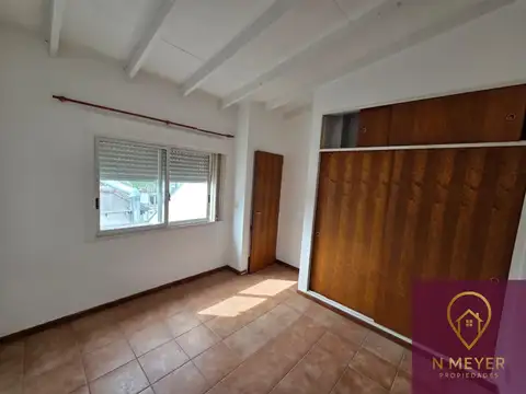 Casa 2 ambientes con 1 baño