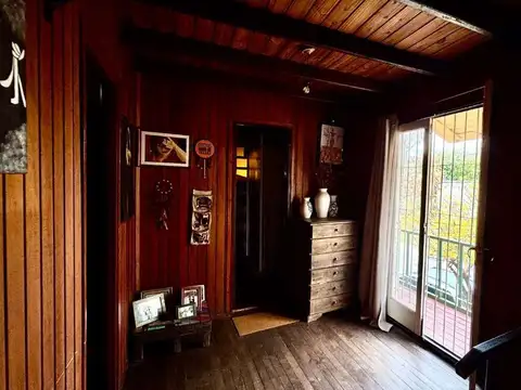 VENTA CASA 2 DORM/SERVICIOS/PATIO/COCHERA