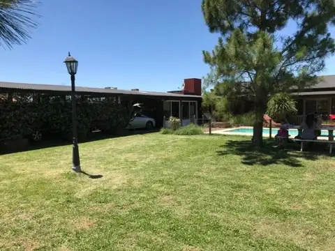 Casa 2 ambientes con 1 baño