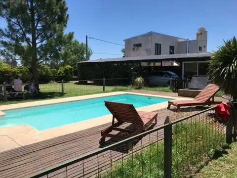 Casa 4 ambientes con 1 baño