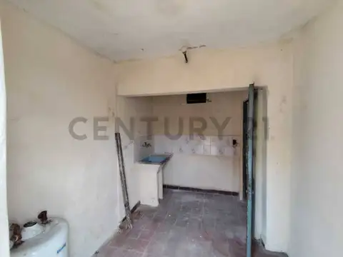 VENTA CASA A RECICLAR, HAEDO