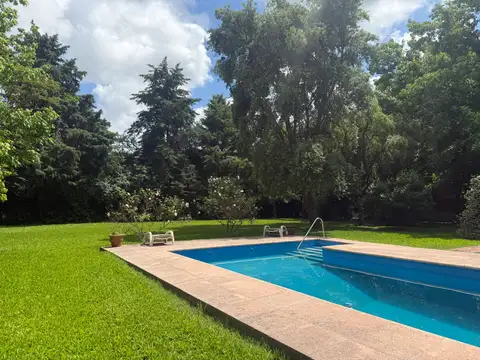 Venta · Casa 5 ambientes · Apta Crédito · Barrio Cerrado · El Solar de Capilla 100