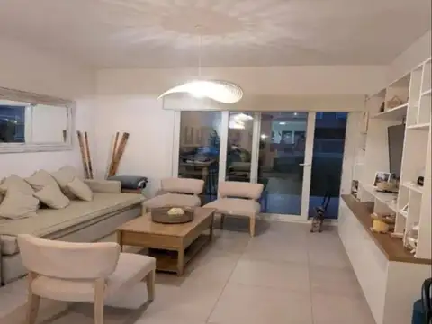 Alquiler de Departamento con Cochera en Pilar 