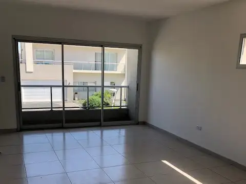 COMODO DEPARTAMENTO DE DOS DORMITORIOS EN ALQUILER