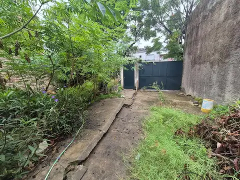 LOTE EN VALENTIN ALSINA-LANÚS