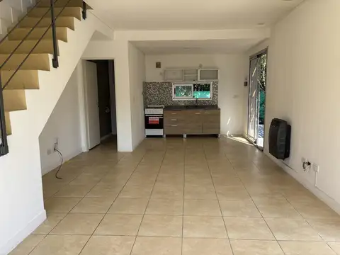 Depto Tipo Casa en Venta en Del Viso, USD 90.000