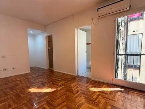 Aráoz 2300, Piso 5°