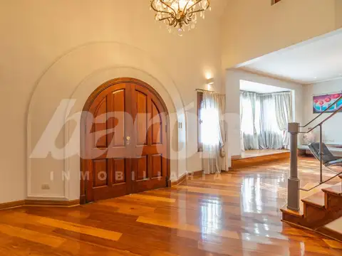 Casa en Venta de 5 dormitorios