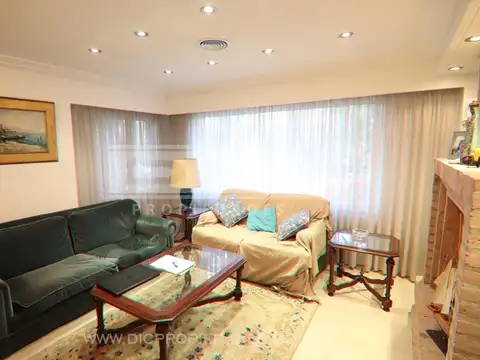 Bermejo al 1600 entre Luis Maria Campos y Bagnati