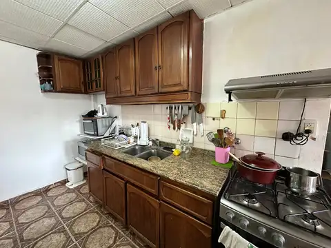 En venta Casa de 6 ambientes con parque y pileta, Cerca de Ruta 197 - José C. Paz