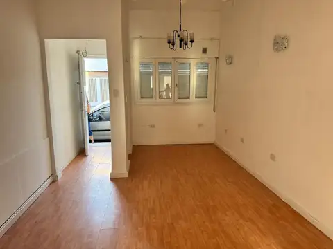CASA 3 DORMITORIOS ALBERDI