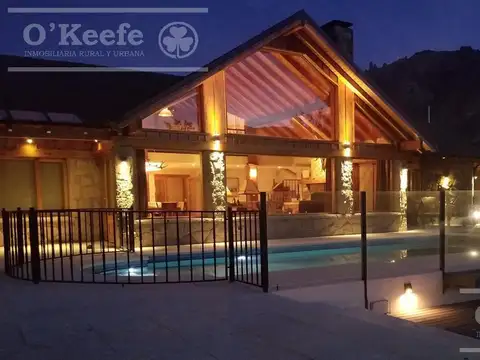 Casa 6 ambientes en Arelauquen apta turismo en venta