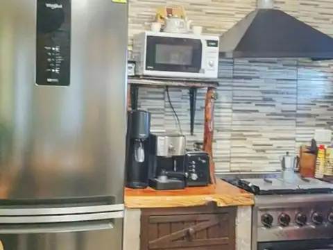 Casa 4 ambientes con 4 baños