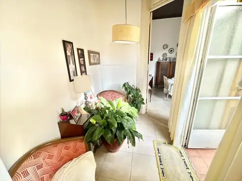 Depto Tipo Casa 4 ambientes con 2 baños