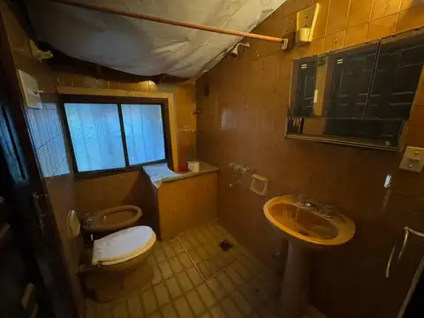 Oficina 3 ambientes con 1 baño