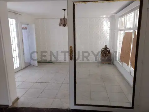 Boulevard Los Granaderos 3200, Piso 0