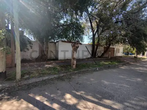 Boulevard Los Granaderos 3200, Piso 0