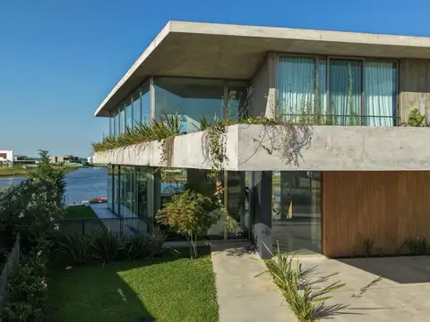 Casa en Alquiler de 4 dormitorios