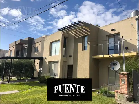 Casa - Countries/B.Cerrado (San Vicente)