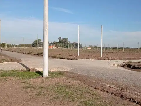 Terreno en Venta en Villa Elvira, USD 7.000