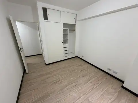 Impecable departamento a estrenar de tres ambientes en venta en Parque Chacabuco!