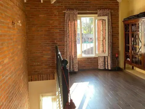 Casa 4 ambientes con 3 baños