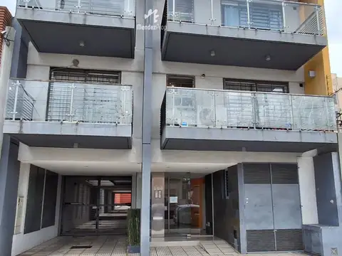 Lomas De Zamora, Boedo 600