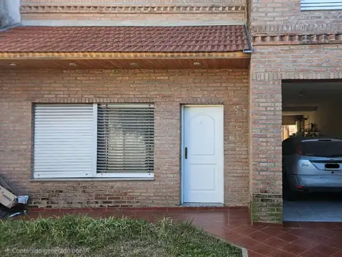 Casa 6 ambientes con pileta quincho y parrilla