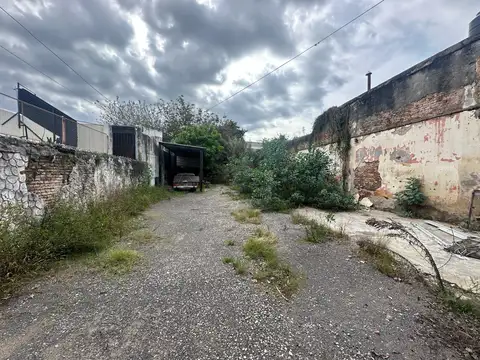 Terreno de 462m2 en zona norte - Vila 700