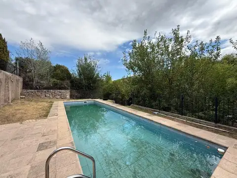 Casa en Venta en Potrero de los Funes, USD 180.000