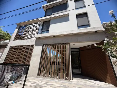 Gral Pinto 700, Piso 2