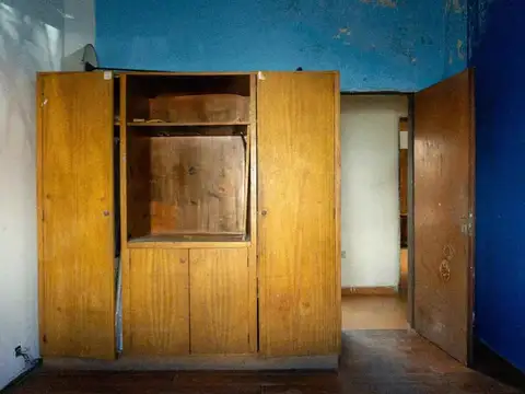 Venta esquina 2 viviendas terrazas cochera PERMUTA