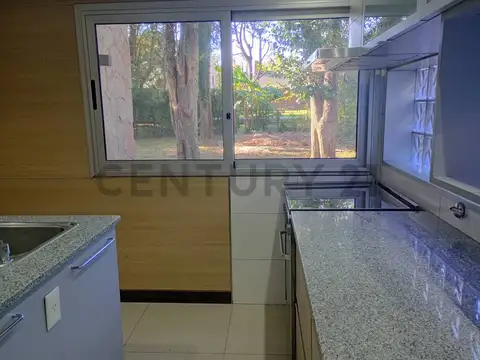 Casa en Alquiler 13 años