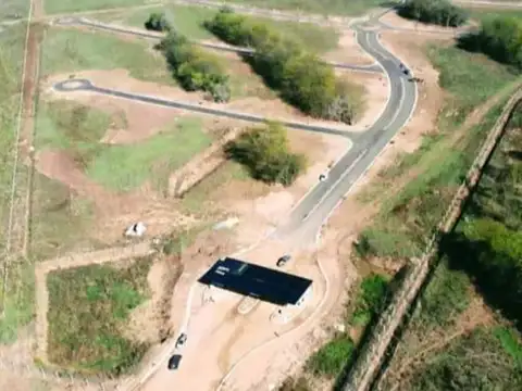 Lote perimetral en venta en Village Plaza, Bella Vista.