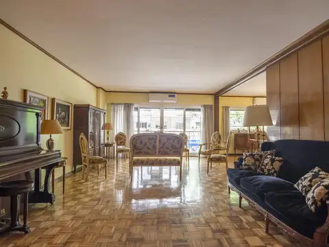 Departamento en Venta de 5 ambientes